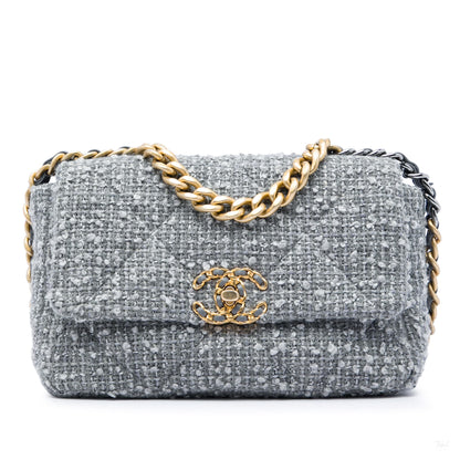 Second hand Chanel CHANEL 19 Medium Tweed Matelassè Flap Handbag Grey - Tabita Bags