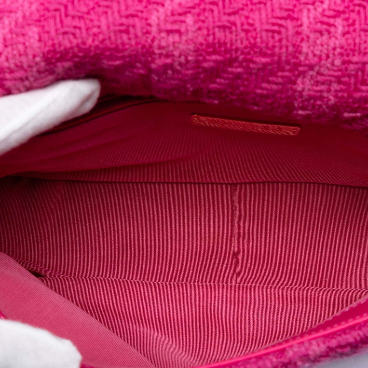 Second hand Chanel CHANEL 19 Medium Tweed Matelassè Flap Handbag Pink - Tabita Bags