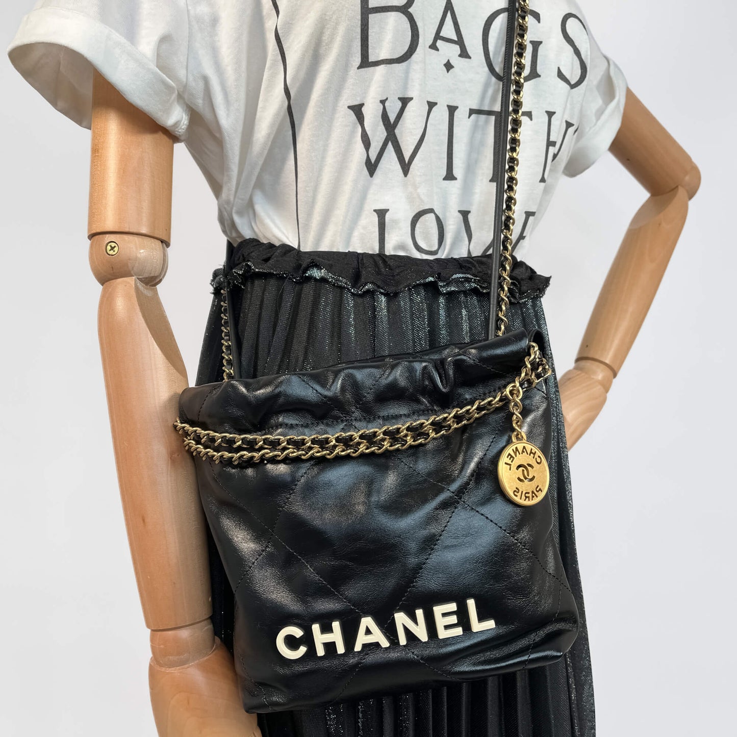 Second hand Chanel Chanel 22 Mini Leather Bucket Bag Black - Tabita Bags