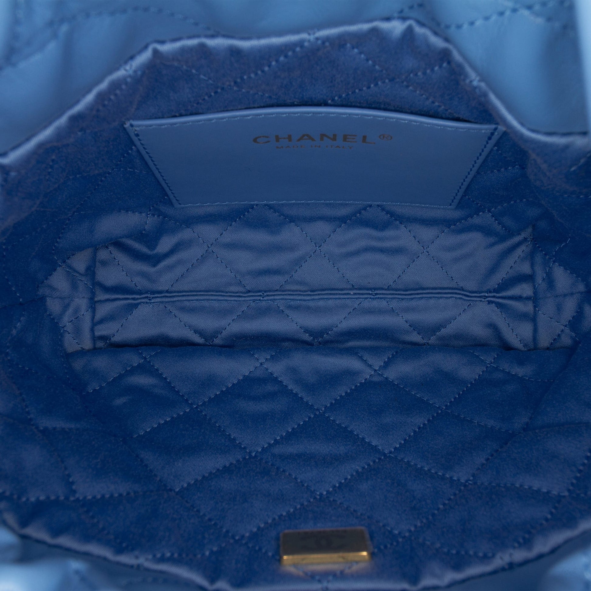 Second hand Chanel Chanel 22 Mini Leather Bucket Crossbody Blue - Tabita Bags