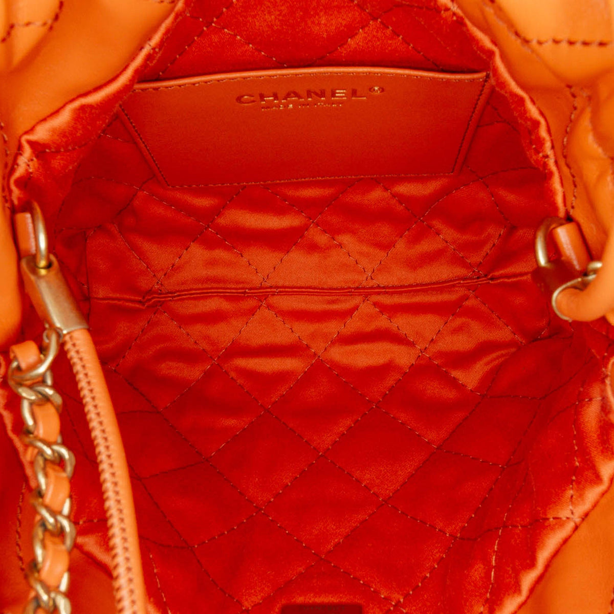 Second hand Chanel Chanel 22 Mini Leather Bucket Crossbody Orange - Tabita Bags
