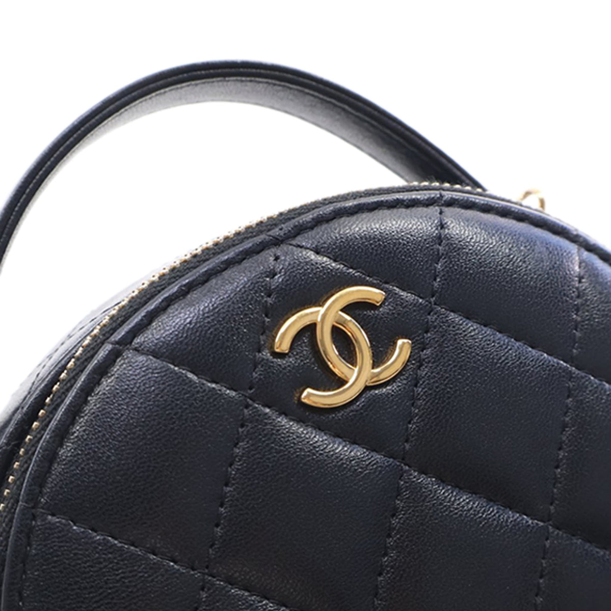 Second hand Chanel Chic Riviera Small Lambskin Leather Quilted Vanity Case Handbag Black - Tabita Bags