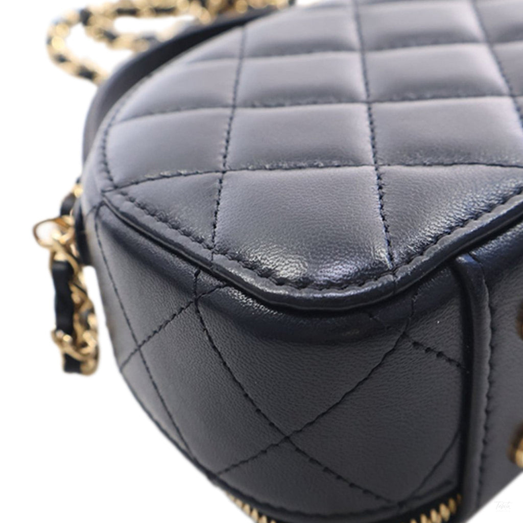 Second hand Chanel Chic Riviera Small Lambskin Leather Quilted Vanity Case Handbag Black - Tabita Bags