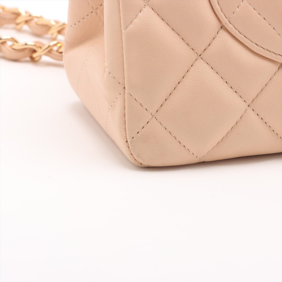 Second hand Chanel Classic Double Flap Jumbo Lambskin Leather Matelassè Handbag Beige - Tabita Bags