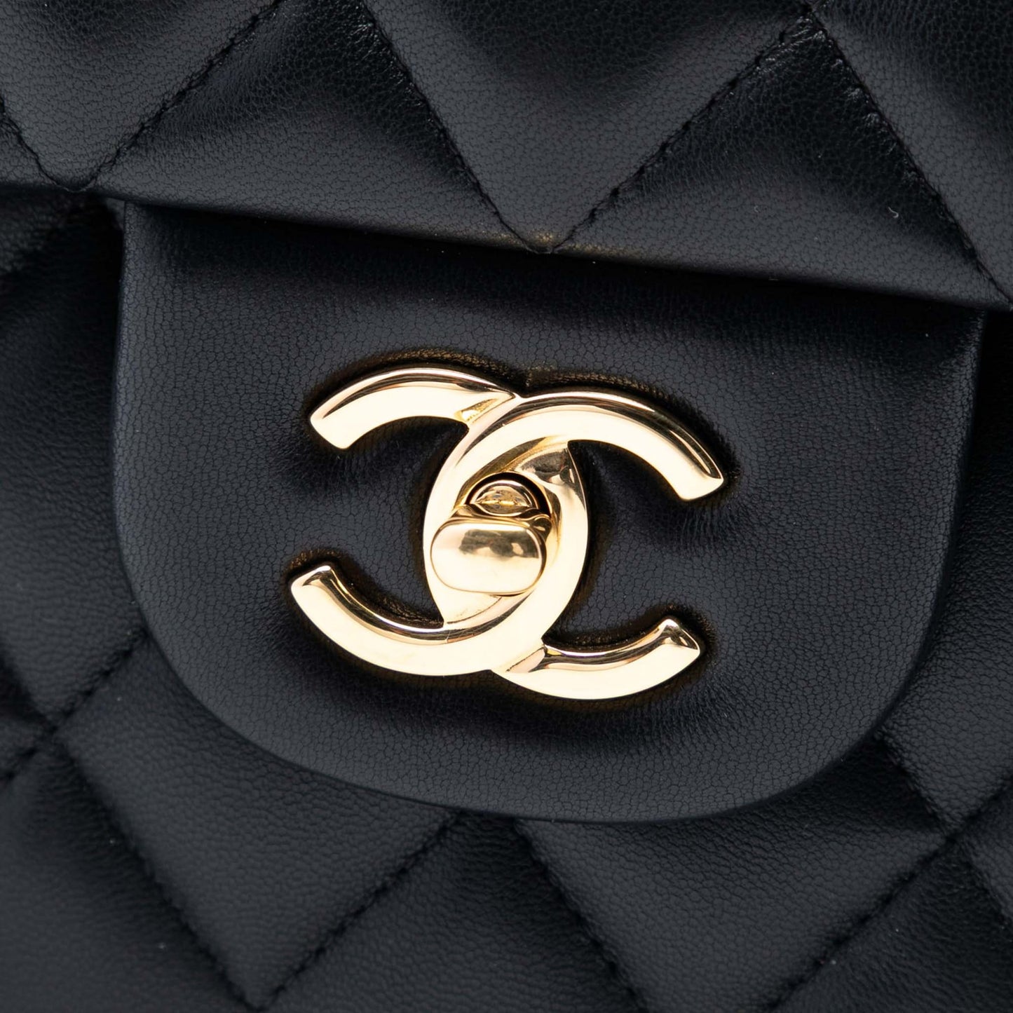 Second hand Chanel Classic Double Flap Jumbo Lambskin Leather Matelassè Handbag Black - Tabita Bags