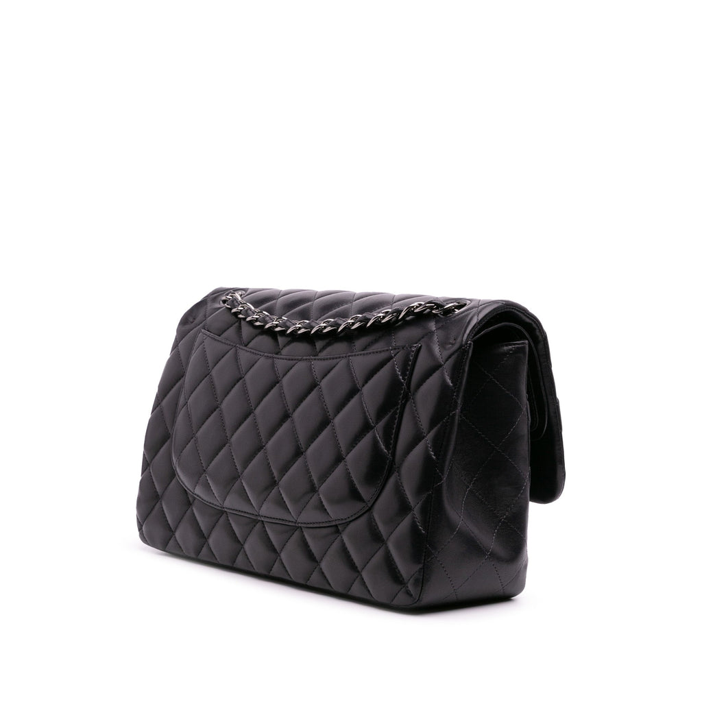 Second hand Chanel Classic Double Flap Jumbo Lambskin Leather Matelassè Handbag Black - Tabita Bags