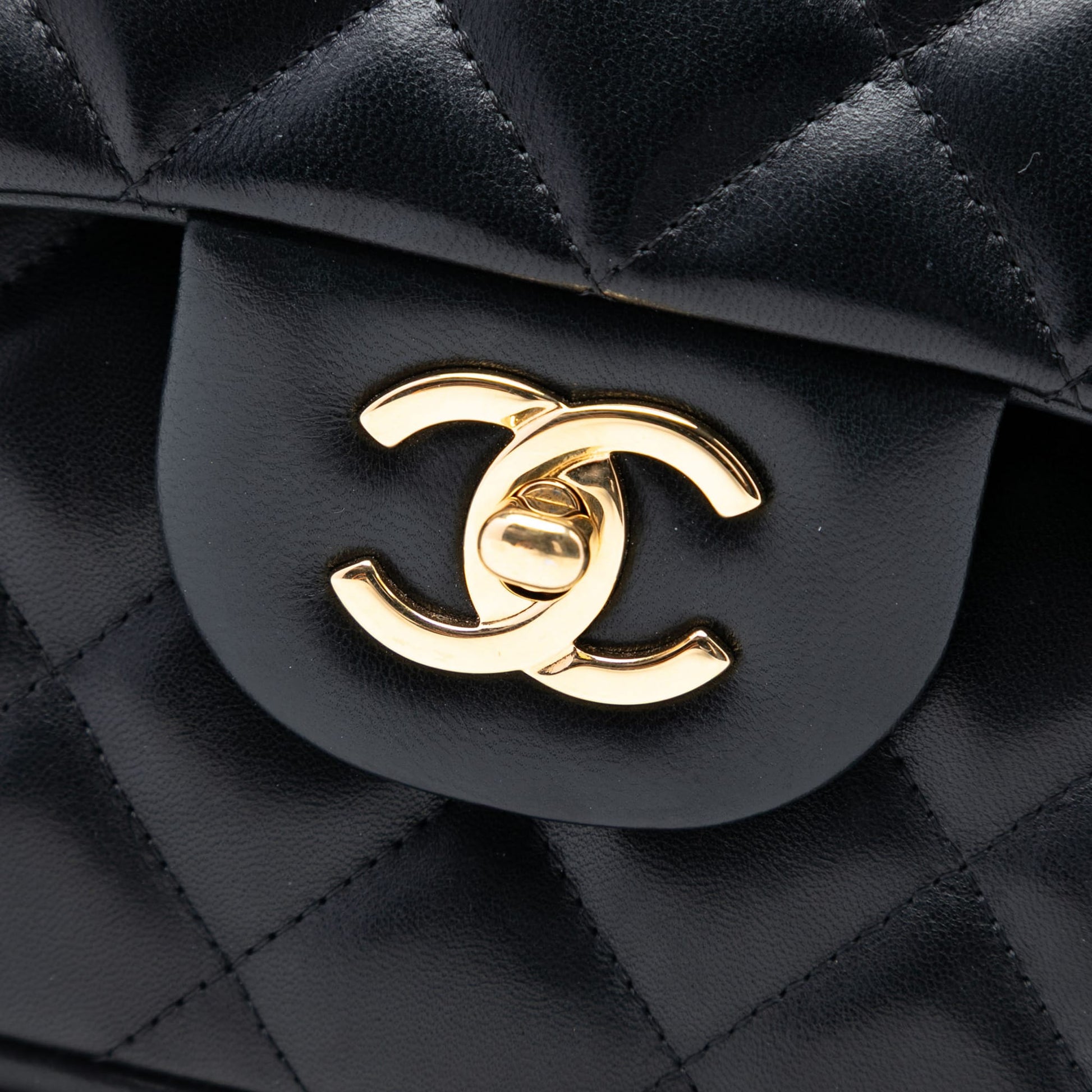 Second hand Chanel Classic Double Flap Jumbo Lambskin Leather Matelassè Handbag Black - Tabita Bags