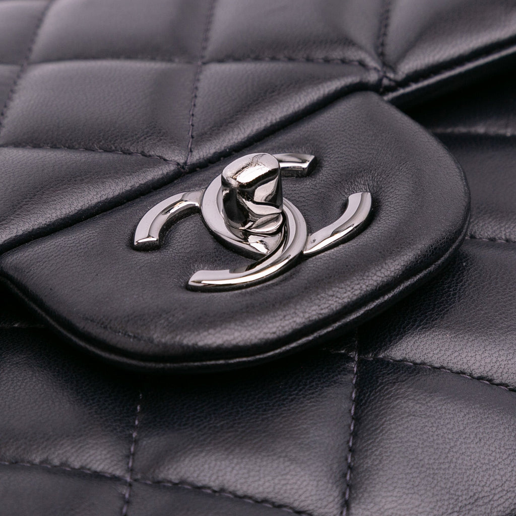 Second hand Chanel Classic Double Flap Jumbo Lambskin Leather Matelassè Handbag Black - Tabita Bags