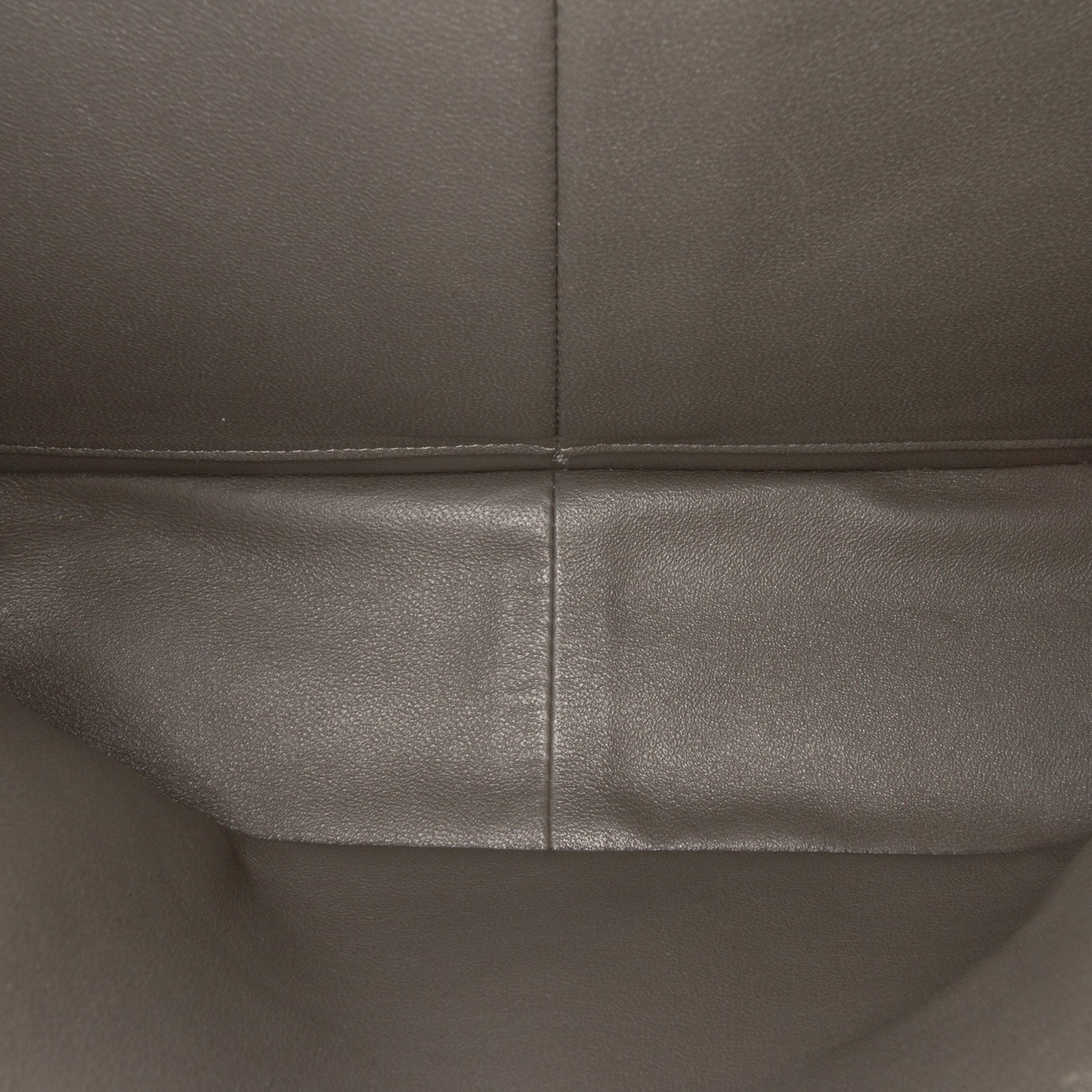 Second hand Chanel Classic Double Flap Jumbo Lambskin Leather Matelassè Handbag Grey - Tabita Bags