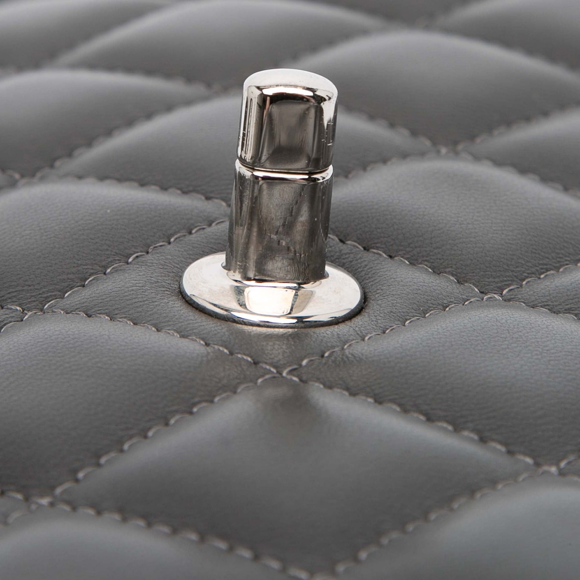 Second hand Chanel Classic Double Flap Jumbo Lambskin Leather Matelassè Handbag Grey - Tabita Bags