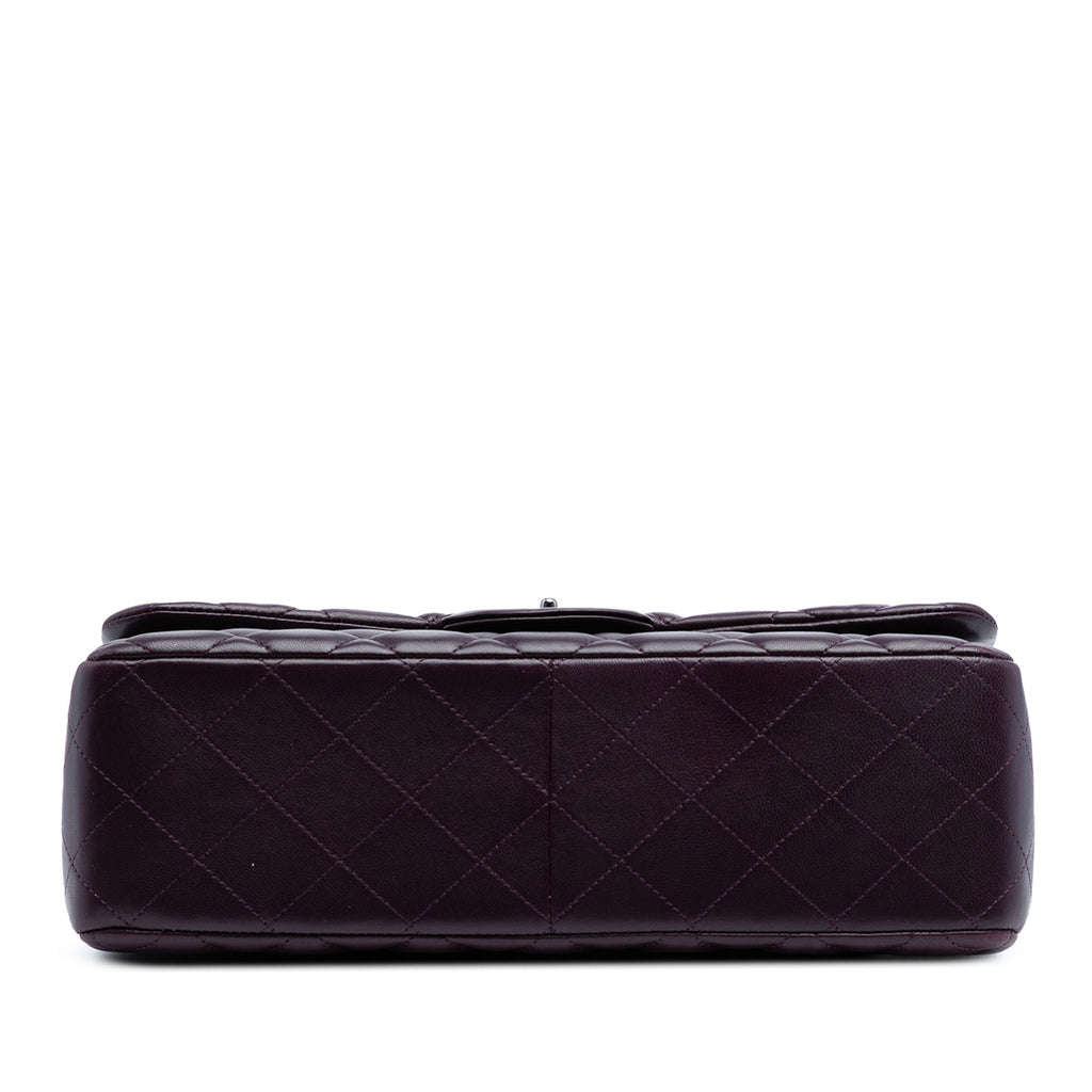 Second hand Chanel Classic Double Flap Jumbo Lambskin Leather Matelassè Handbag Purple - Tabita Bags