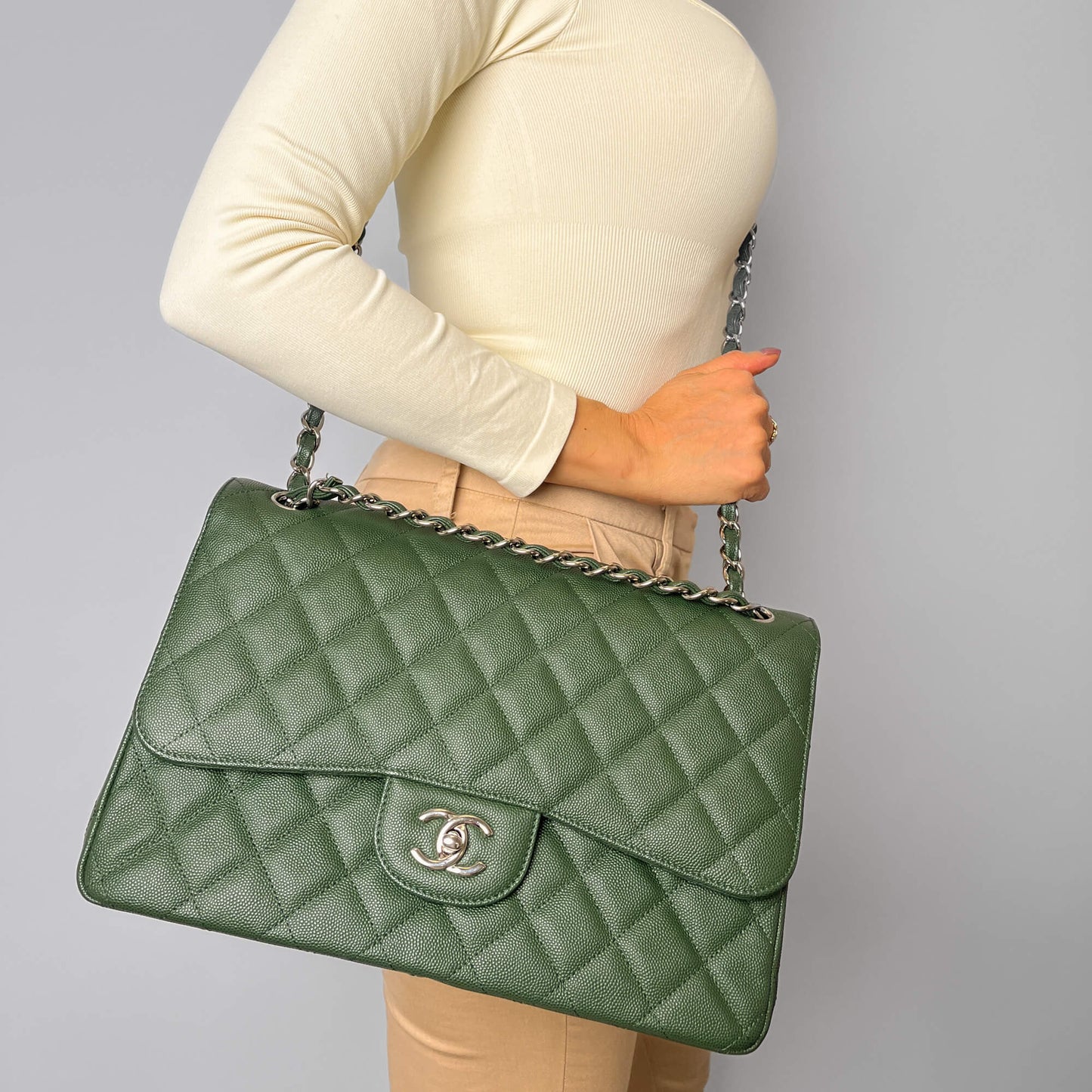 Second hand Chanel Classic Double Flap Jumbo Matelassè Caviar Leather 2 - Ways Flap Handbag Military Green - Tabita Bags