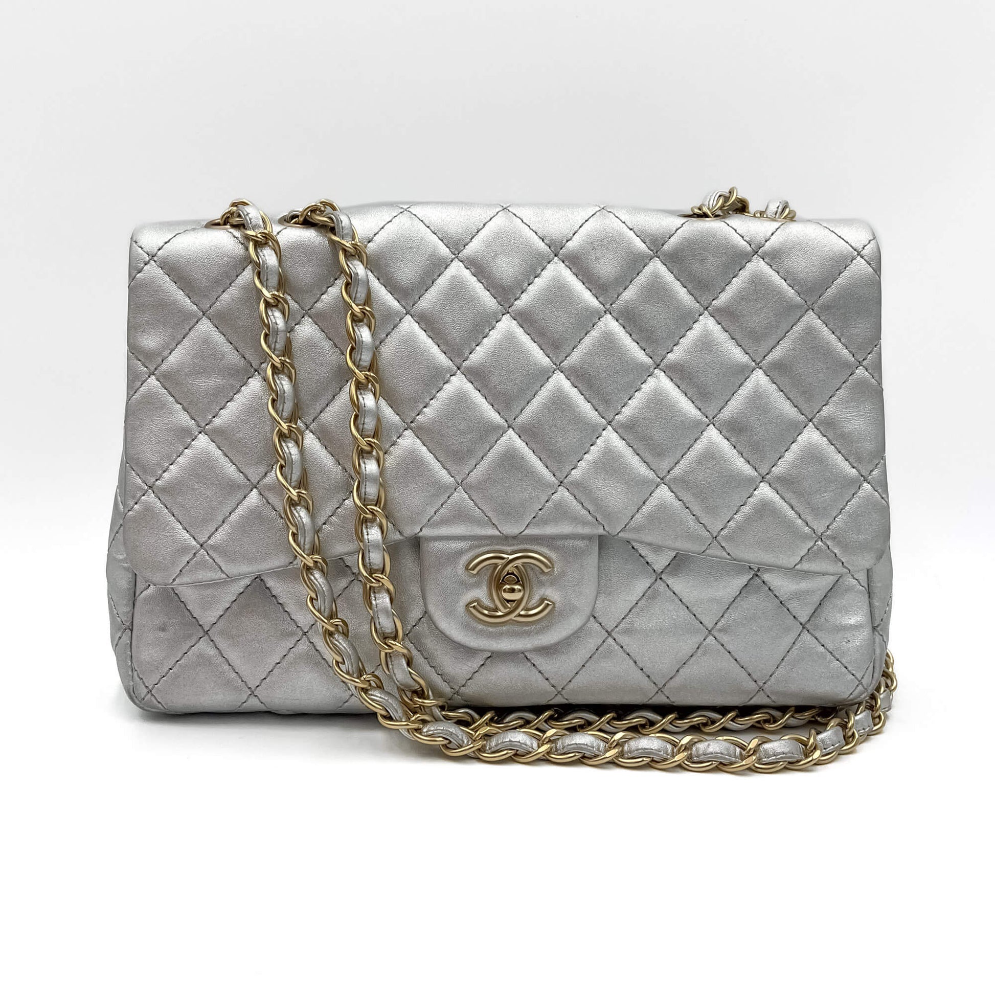 Second hand Chanel Classic Double Flap Jumbo Matelassè Lambskin Leather Flap Bag Metallic Silver - Tabita Bags