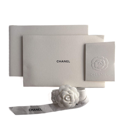 Second hand Chanel Classic Double Flap Medium Caviar Leather Matelassè Shoulder Bag 22S - Tabita Bags