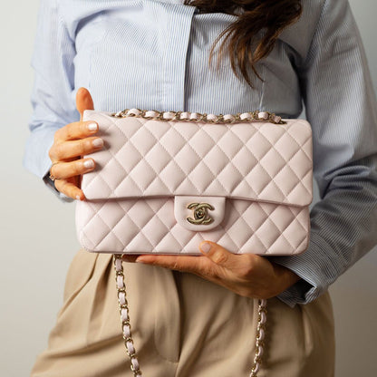 Second hand Chanel Classic Double Flap Medium Caviar Leather Matelassè Shoulder Bag 22S - Tabita Bags