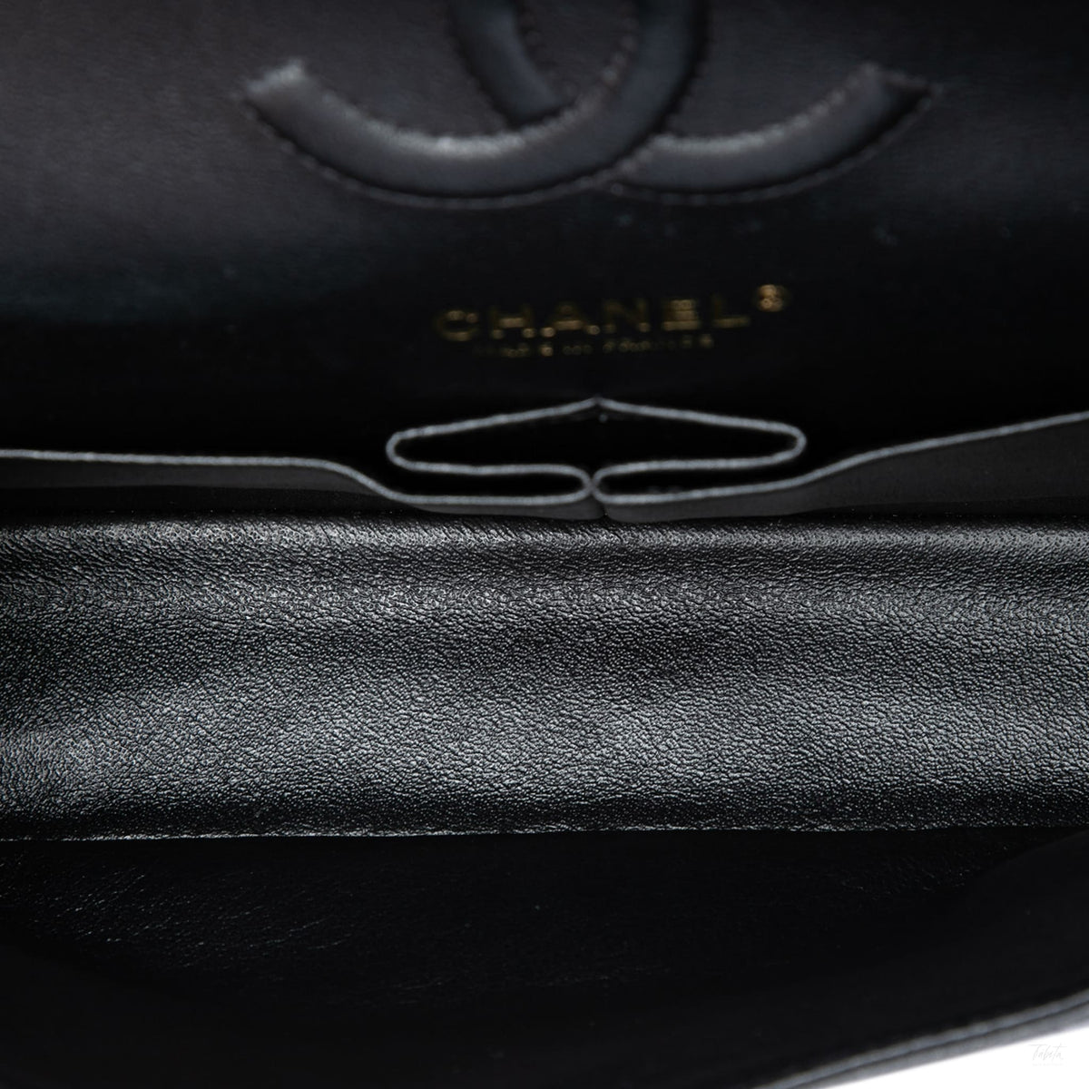 Second hand Chanel Classic Double Flap Medium Crumpled Calfskin Leather Chevron Shoulder Bag Black - Tabita Bags