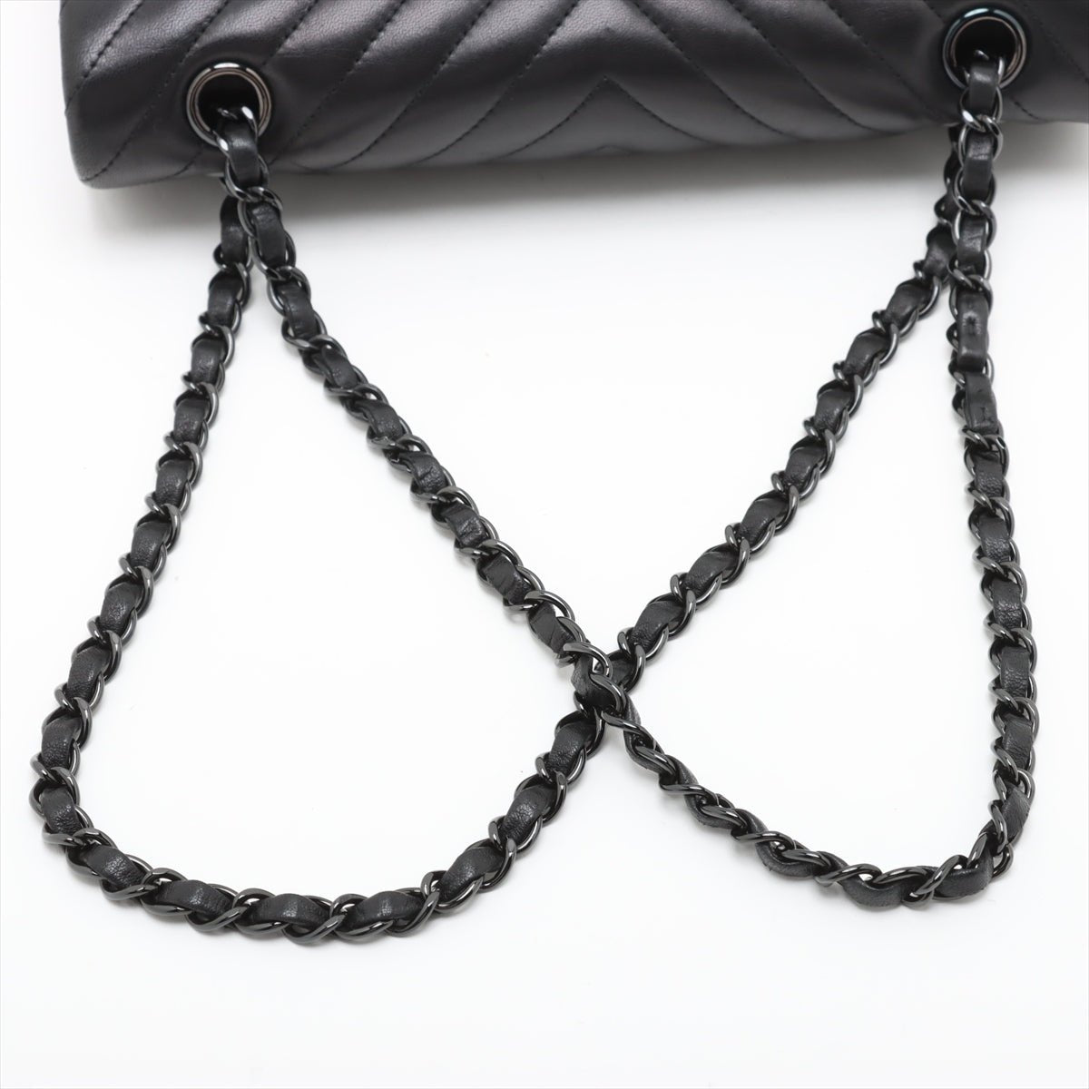 Second hand Chanel Classic Double Flap Medium Lambskin Leather Chevron Shoulder Bag Black - Tabita Bags