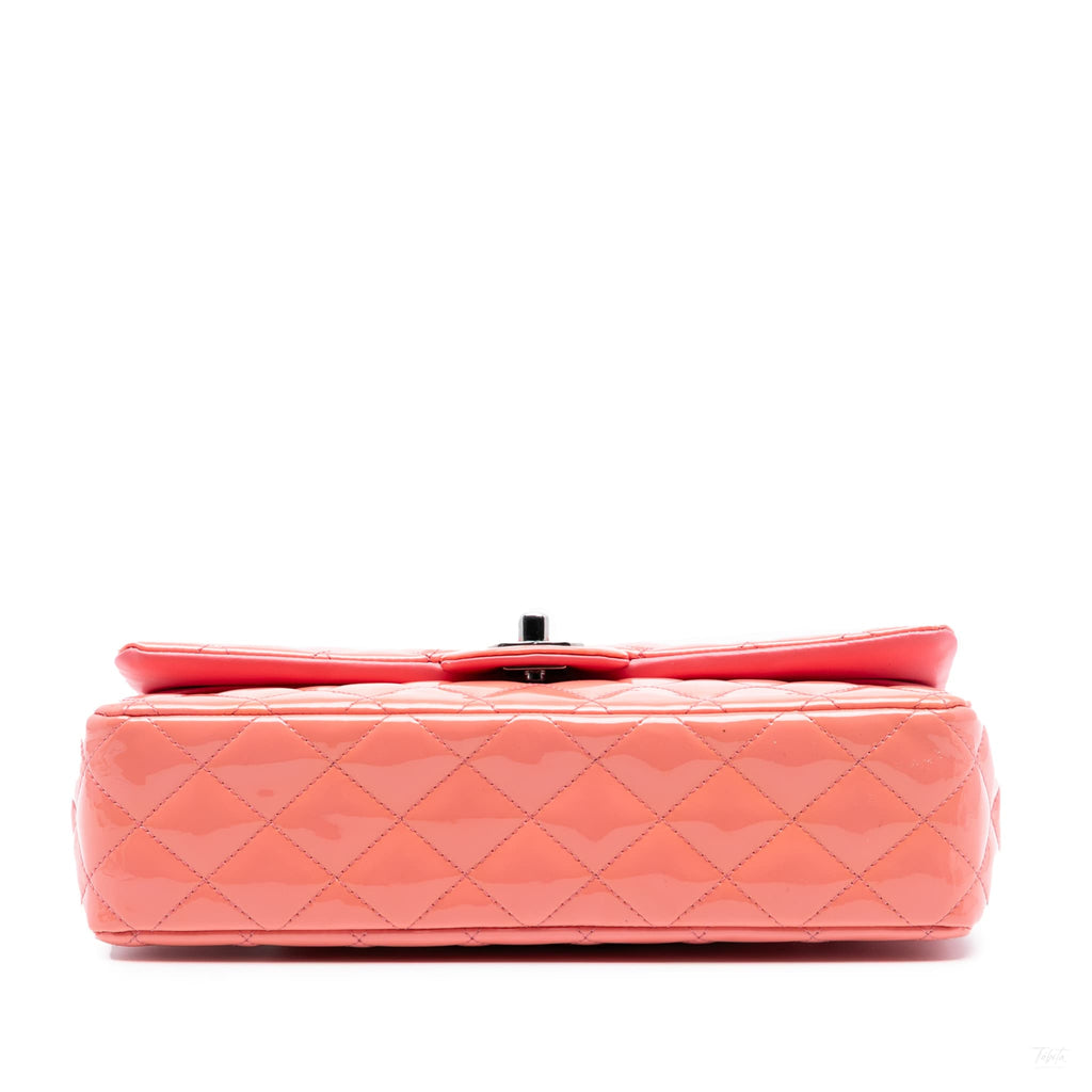 Second hand Chanel Classic Double Flap Medium Patent Leather Matelassè Shoulder Bag Pink - Tabita Bags