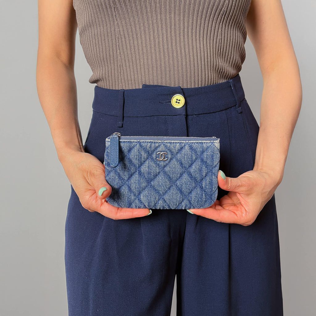 Second hand Chanel Classic Quilted Denim Pouch Blue - Tabita Bags