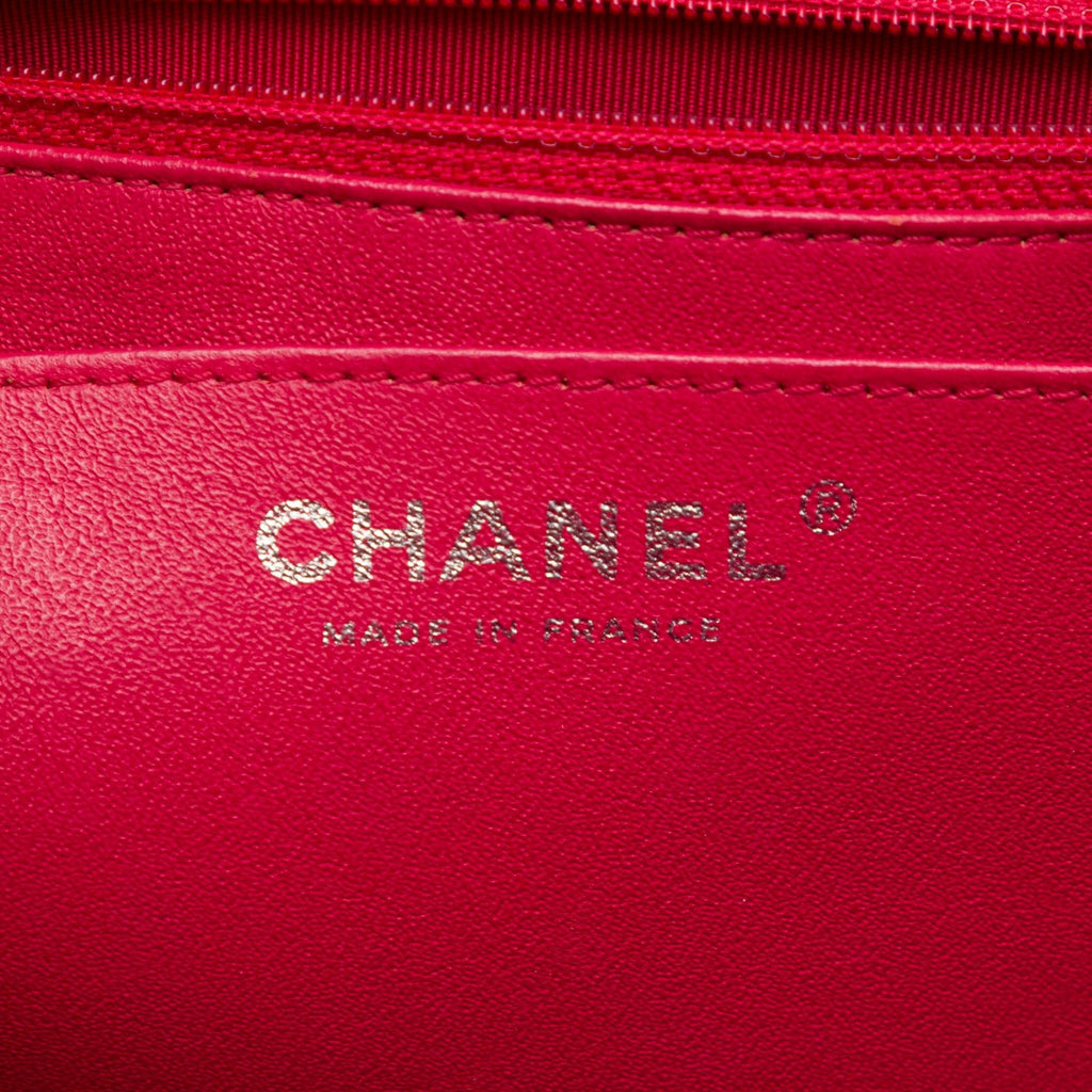 Second hand Chanel Classic Single Flap Jumbo Caviar Leather Matelassè Handbag Pink - Tabita Bags