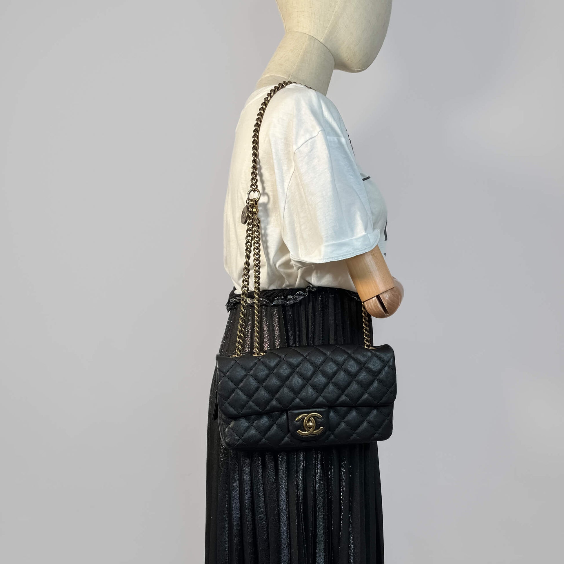 Second hand Chanel Classic Single Flap Matelassè 2 - Ways Flap Bag Black - Tabita Bags