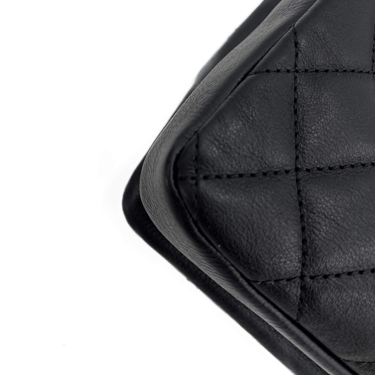 Second hand Chanel Classic Single Flap Matelassè 2 - Ways Flap Bag Black - Tabita Bags