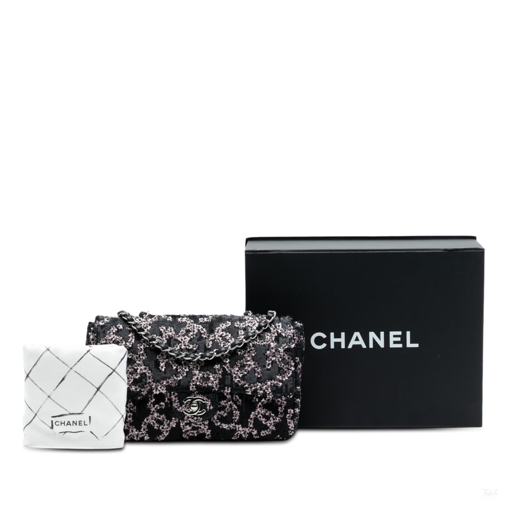 Second hand Chanel Classic Single Flap Medium Leather & Sequin Matelassè Crossbody Black - Tabita Bags