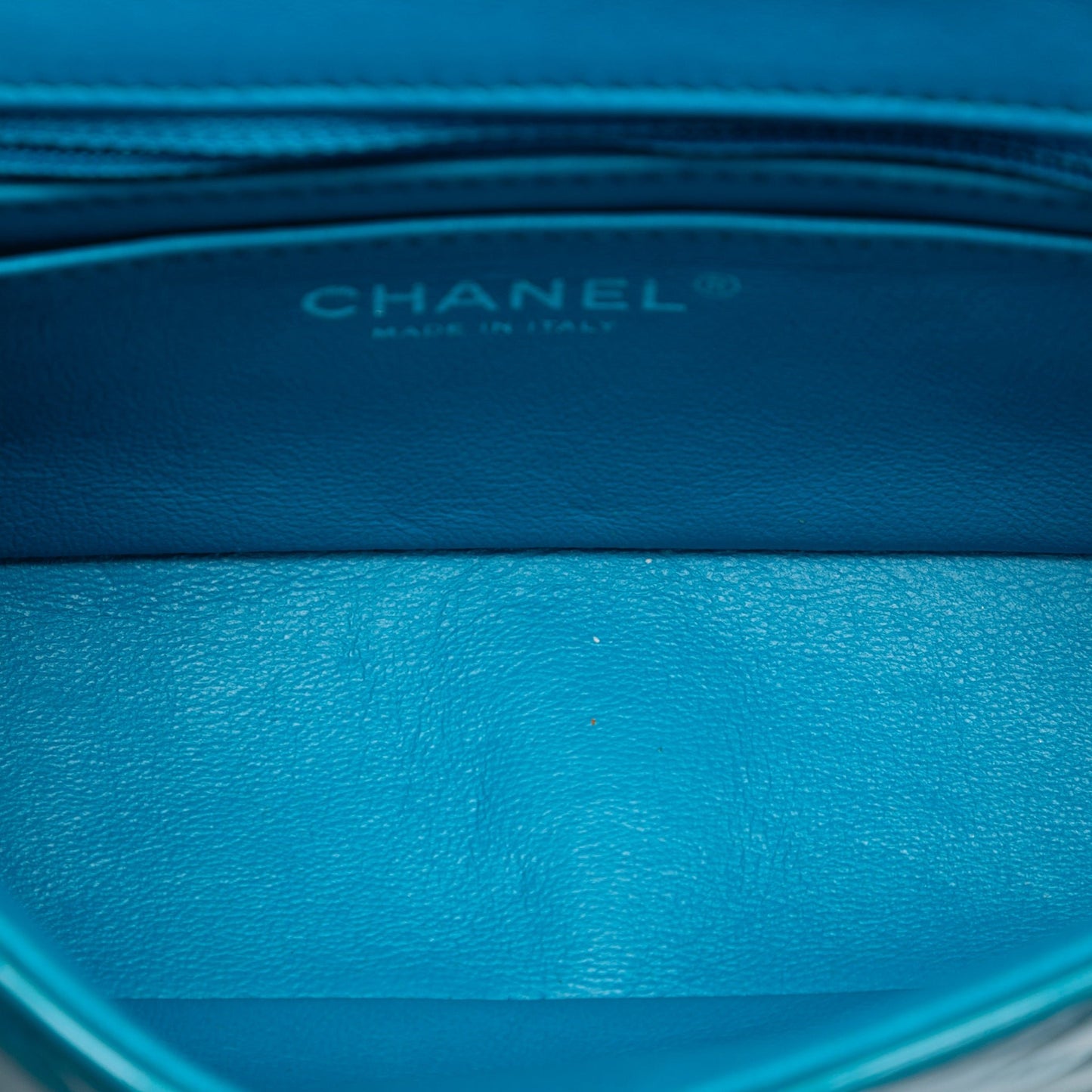 Second hand Chanel Classic Single Flap Mini Patent Leather Matelassè Shoulder Bag Blue - Tabita Bags
