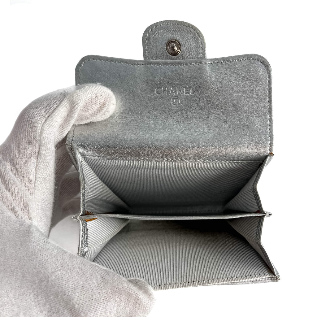 Second hand Chanel Classic Single Flap Small Matelassè Lambskin Leather Folding Wallet Metallic - Tabita Bags