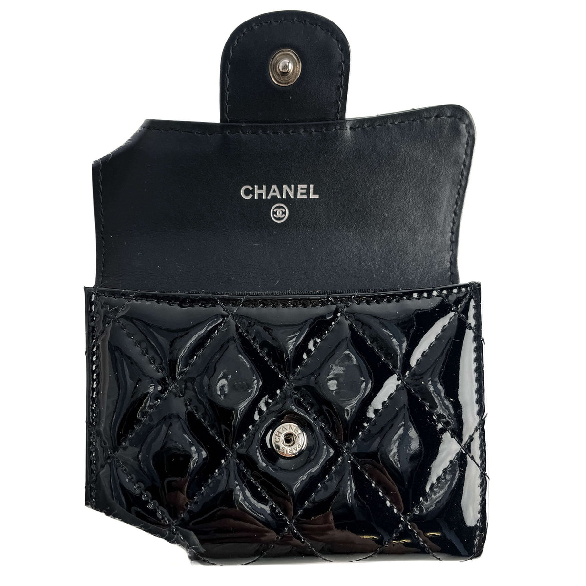 Second hand Chanel Classic Single Flap Small Matelassè Patent Leather Folding Wallet Black - Tabita Bags