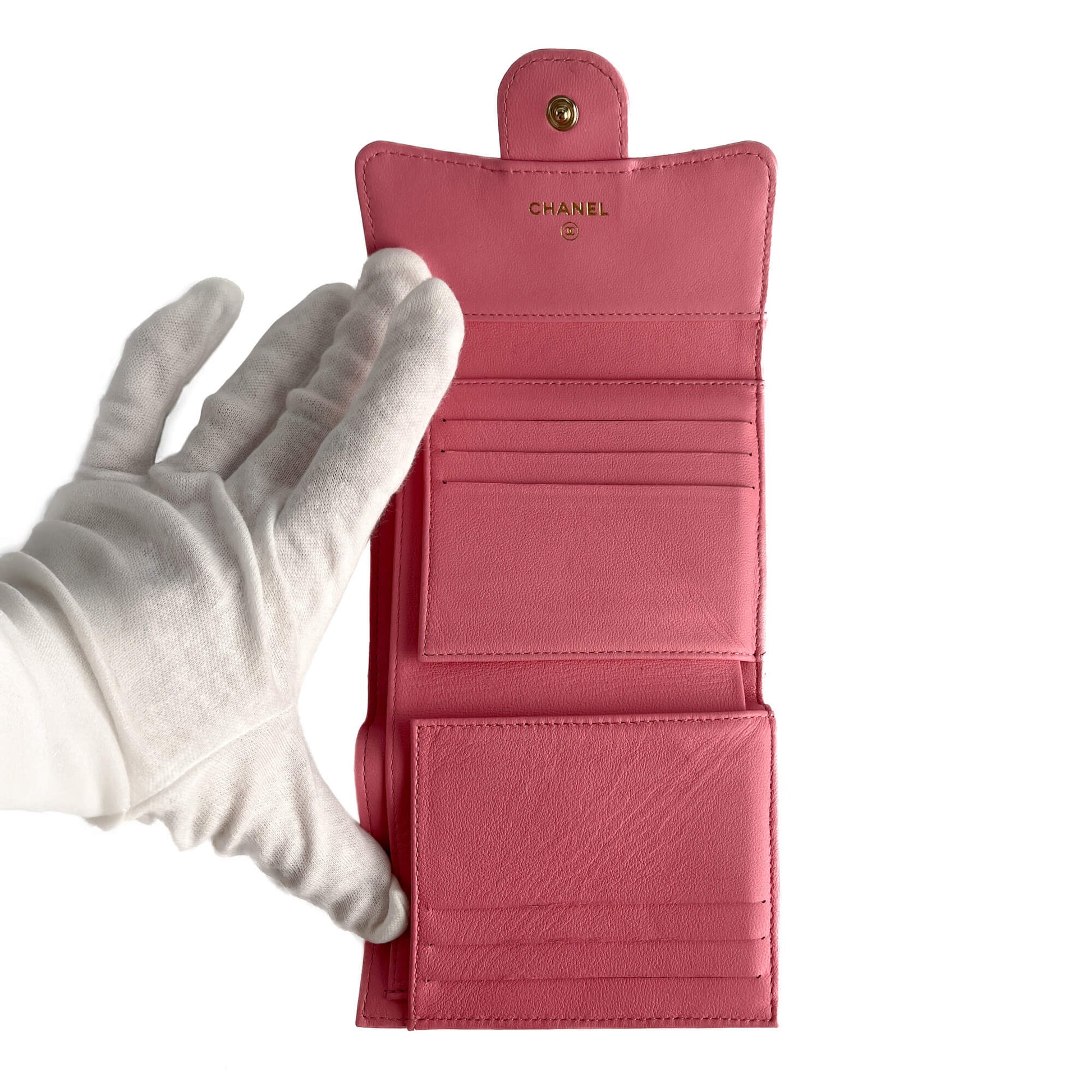 Second hand Chanel Classic Single Flap Trifolding Lambskin Leather Matelassè Compact Wallet Pink - Tabita Bags