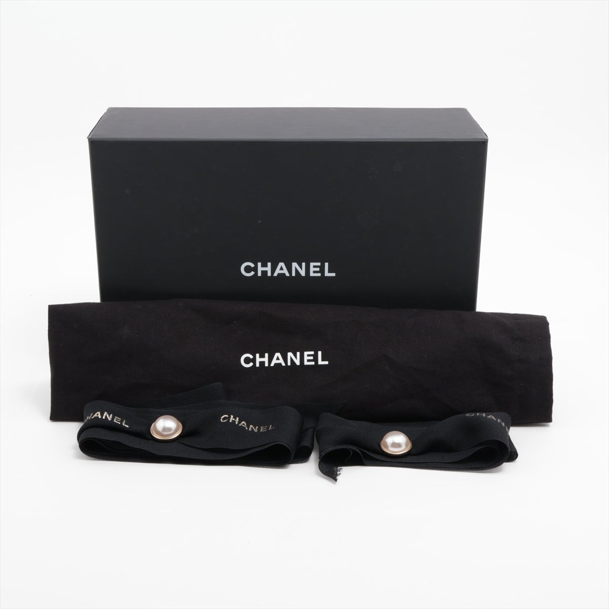 Second hand Chanel Coco Casino Small Lambskin Leather Quilted with Chain Vanity Case Handbag Black - Tabita Bags