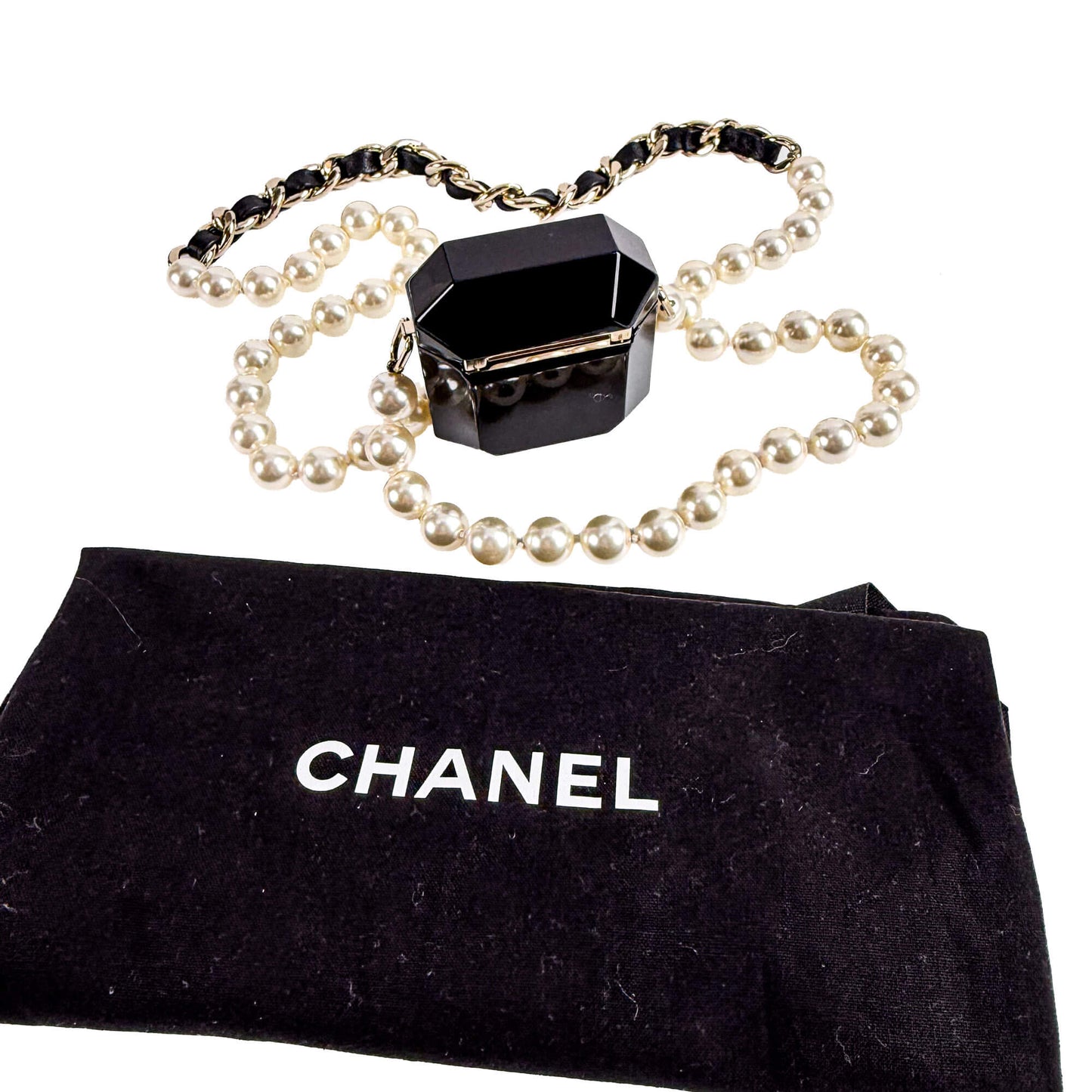 Second hand Chanel Cristal Pearl Airpods Acetate Jewelry Case Black - Tabita Bags