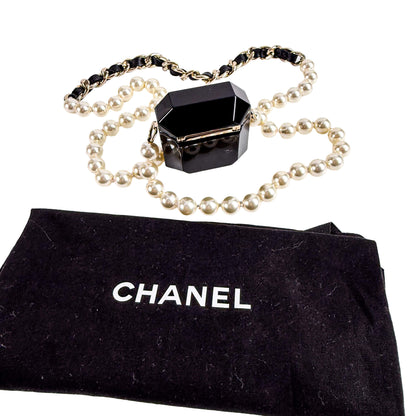 Second hand Chanel Cristal Pearl Airpods Acetate Jewelry Case Black - Tabita Bags