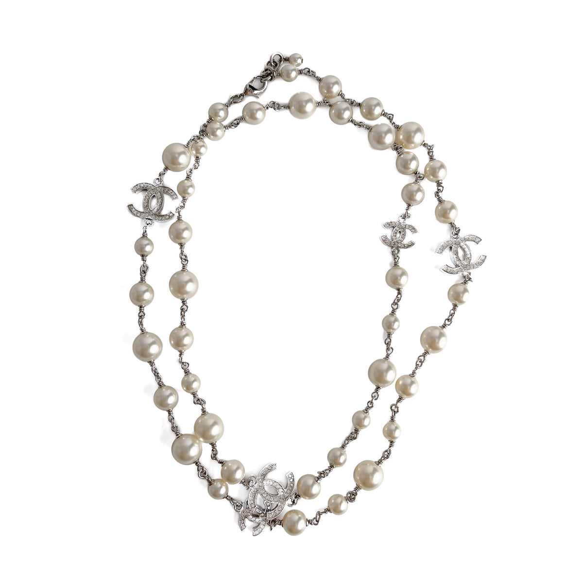 Second hand Chanel Crystal Pearls CC Metal & Faux Pearls 2 - Ways Long Necklace Silver - Tabita Bags