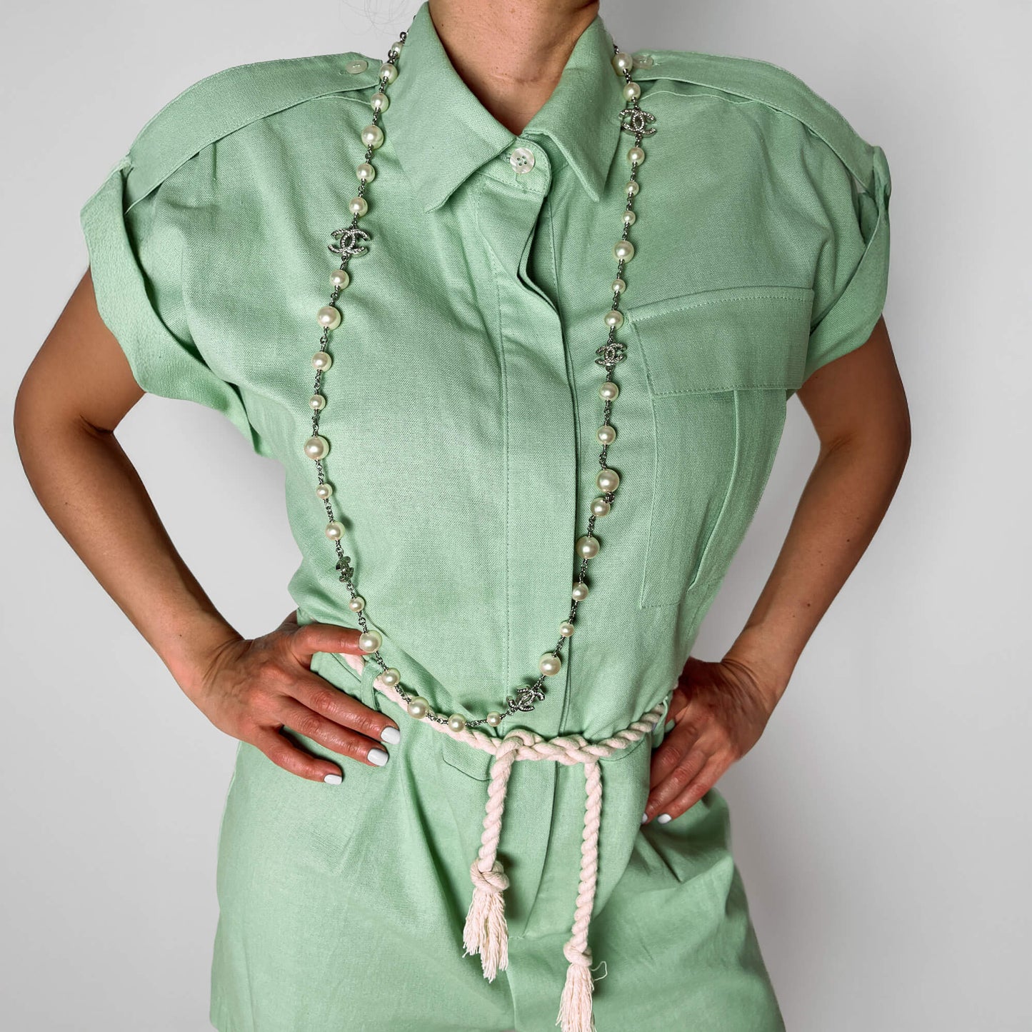 Second hand Chanel Crystal Pearls CC Metal & Faux Pearls 2 - Ways Long Necklace Silver - Tabita Bags