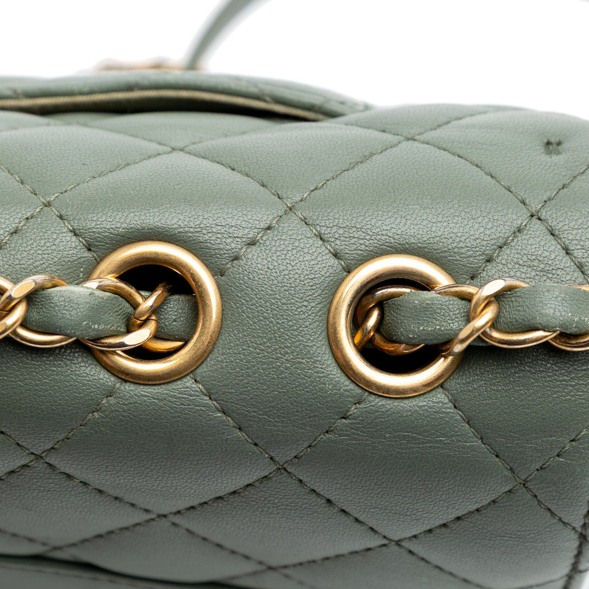 Second hand Chanel Daily Companion Medium Quilted Lambskin Leather Flap Shoulder Bag Green - Tabita Bags