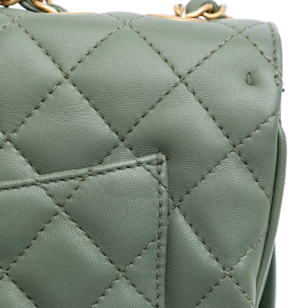 Second hand Chanel Daily Companion Medium Quilted Lambskin Leather Flap Shoulder Bag Green - Tabita Bags