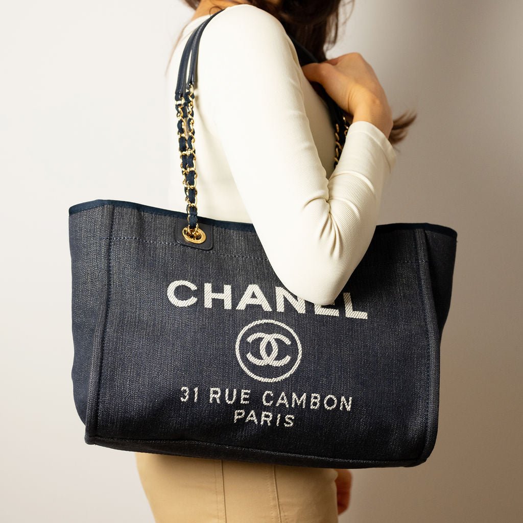 Second hand Chanel Deauville Small Denim Tote Bag Blue - Tabita Bags