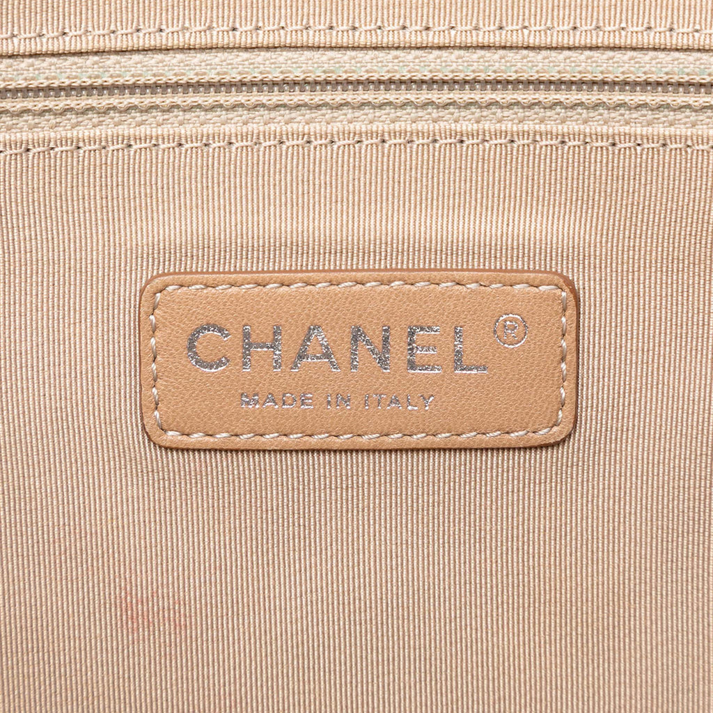 Second hand Chanel Expandable Tote Caviar Leather Matelassè Shoulder Bag Blue - Tabita Bags