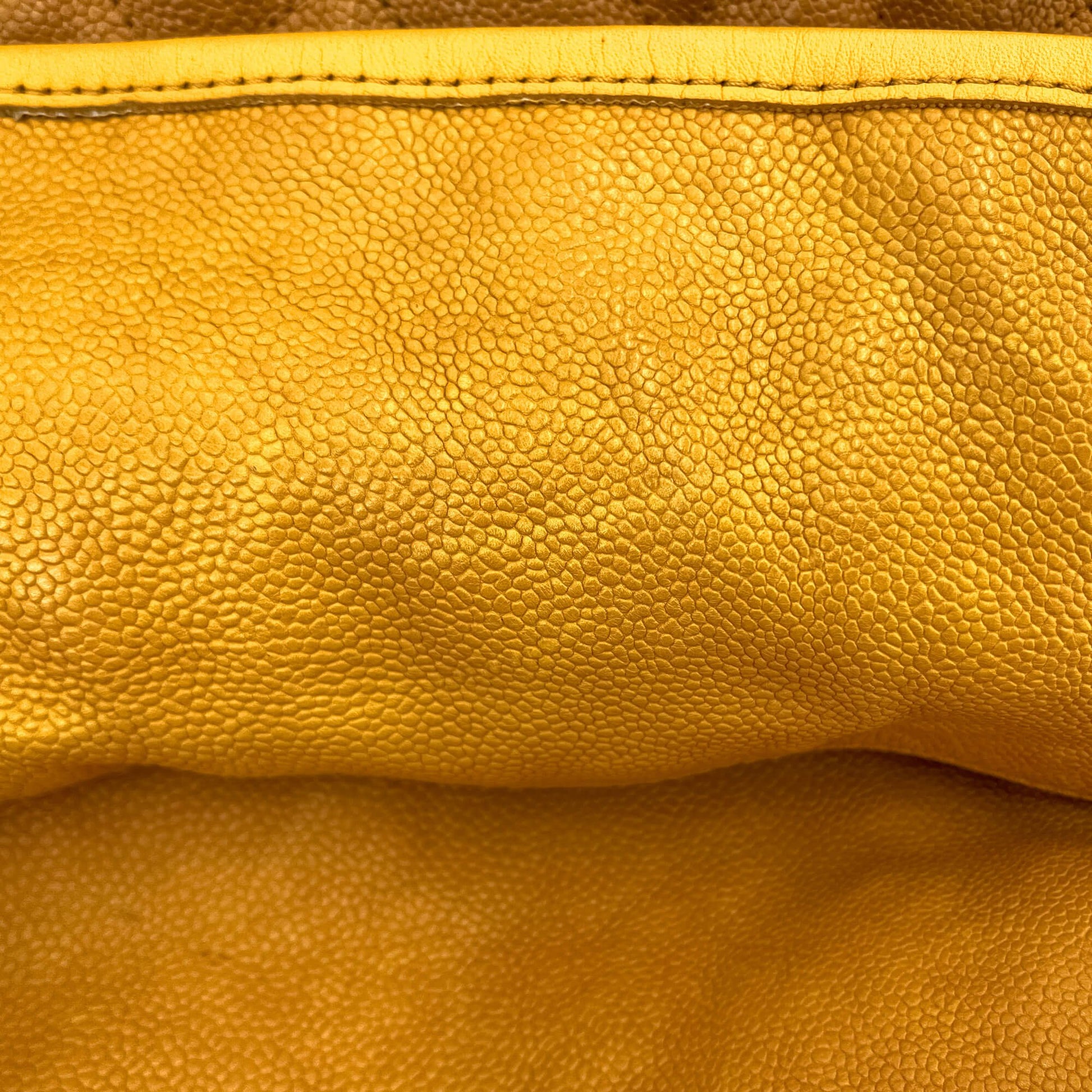 Second hand Chanel French Riviera Quilted Caviar Leather 2-Ways Hobo Bag Yellow - Tabita Bags