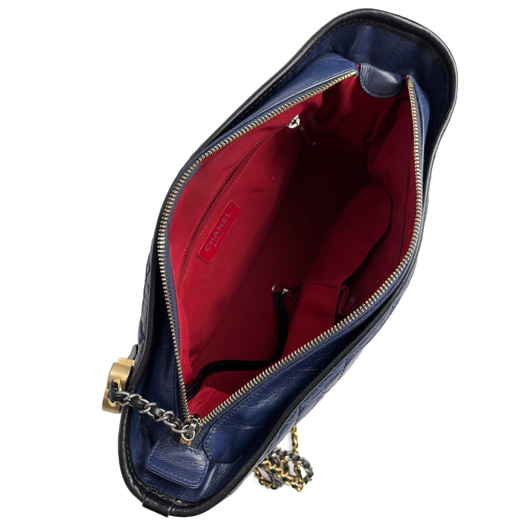 Second hand Chanel Gabrielle Chevron Lambskin Leather Shoulder Bag Navy & Black - Tabita Bags