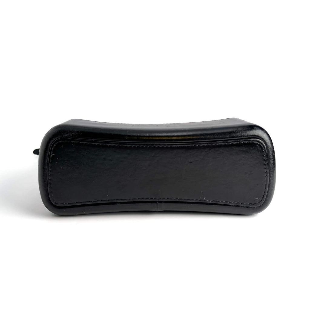 Second hand Chanel Gabrielle Chevron Lambskin Leather Shoulder Bag Navy & Black - Tabita Bags