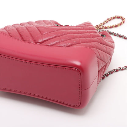 Second hand Chanel Gabrielle Matelassè Distressed Calfskin Leather 2 - Ways Bucket Backpack Cherry Red - Tabita Bags