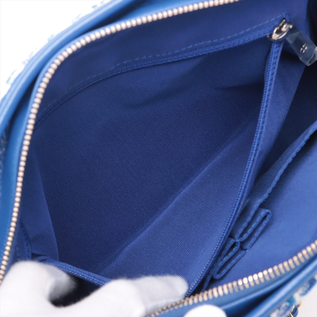 Second hand Chanel Gabrielle Medium Lambskin Leather Matelassè Shoulder Bag Tweed Blue - Tabita Bags