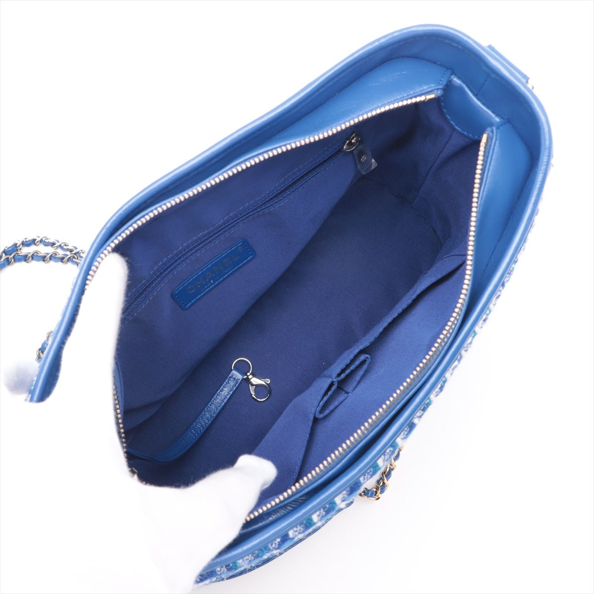 Second hand Chanel Gabrielle Medium Lambskin Leather Matelassè Shoulder Bag Tweed Blue - Tabita Bags