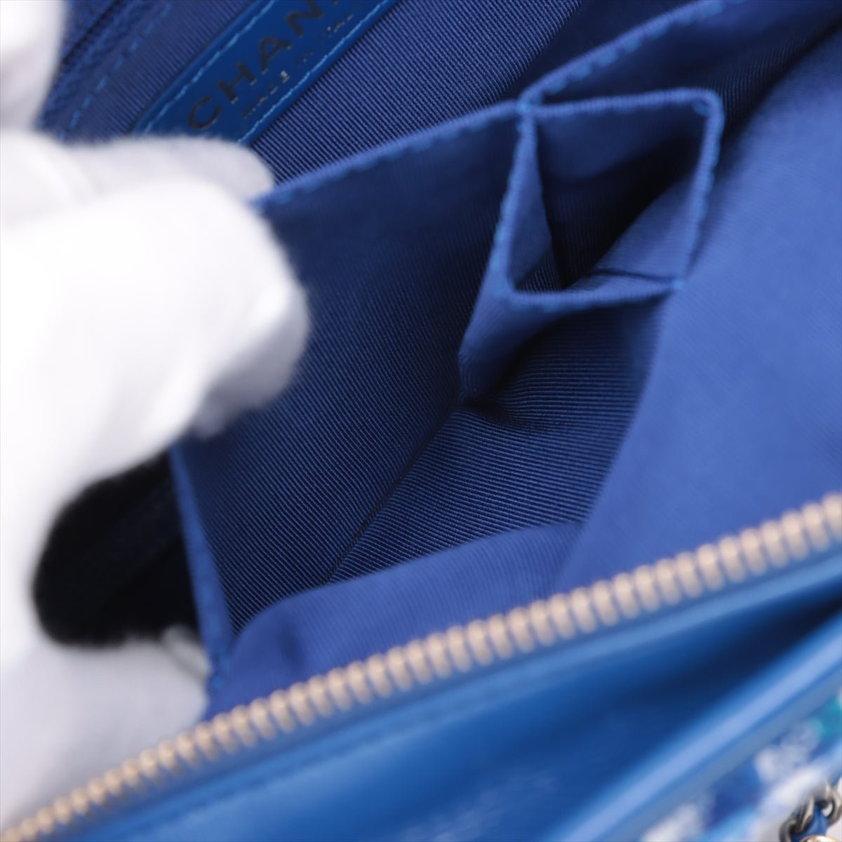 Second hand Chanel Gabrielle Medium Lambskin Leather Matelassè Shoulder Bag Tweed Blue - Tabita Bags