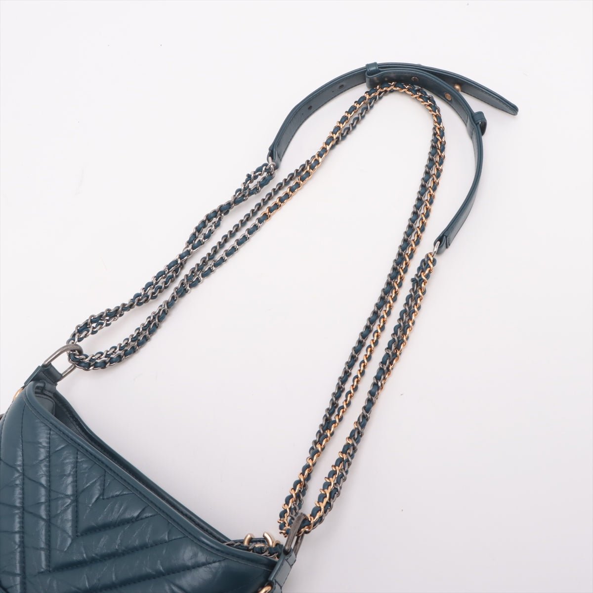 Second hand Chanel Gabrielle Small Lambskin Leather Chevron Shoulder Bag Blue - Tabita Bags