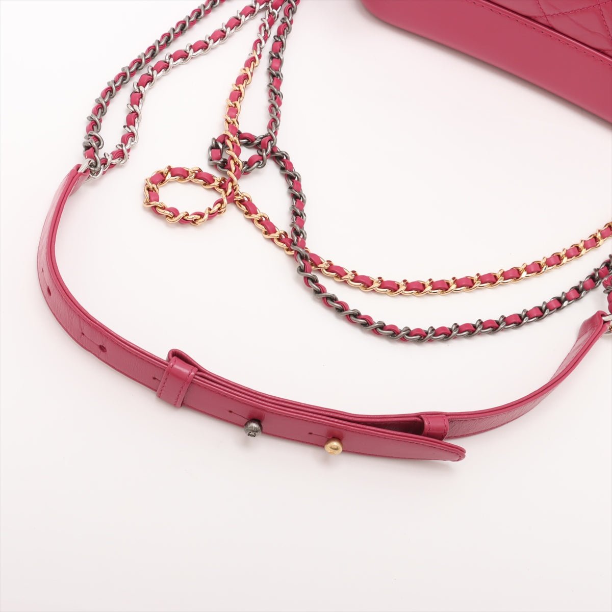 Second hand Chanel Gabrielle Small Lambskin Leather Chevron Shoulder Bag Pink - Tabita Bags