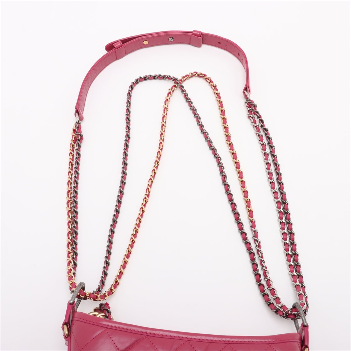 Second hand Chanel Gabrielle Small Lambskin Leather Chevron Shoulder Bag Pink - Tabita Bags